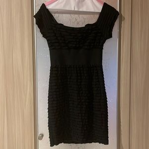 Max studio stretch ruffled mini dress M